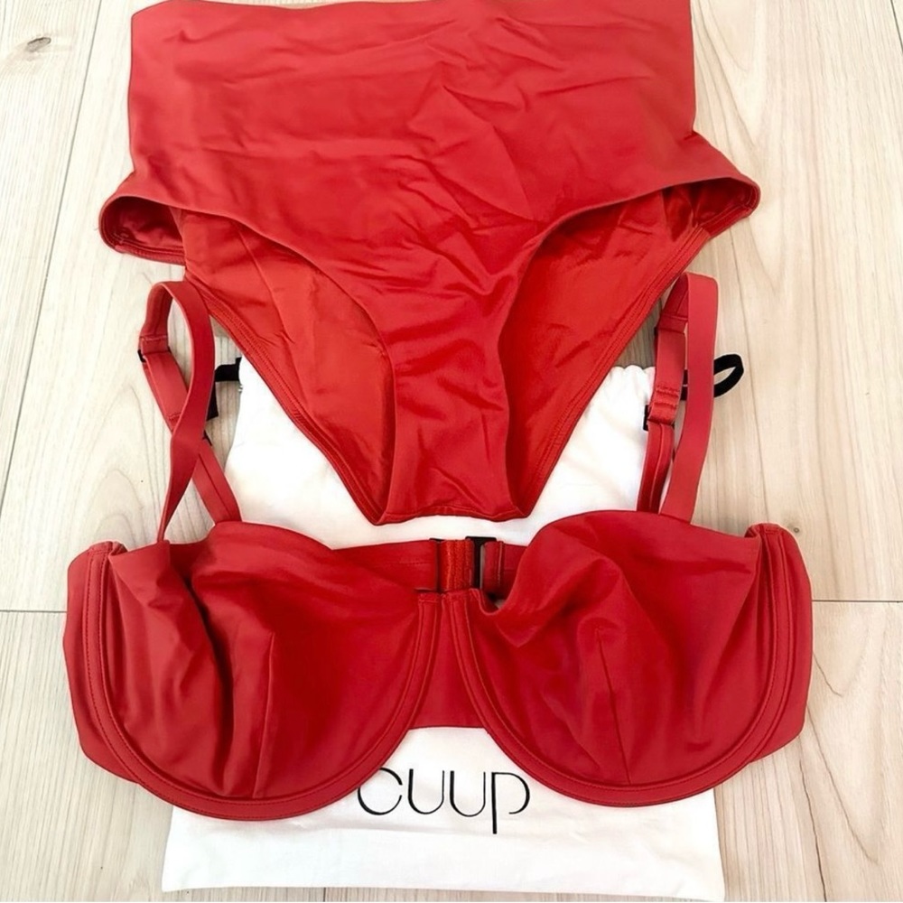 NWT red CUUP 2 piece